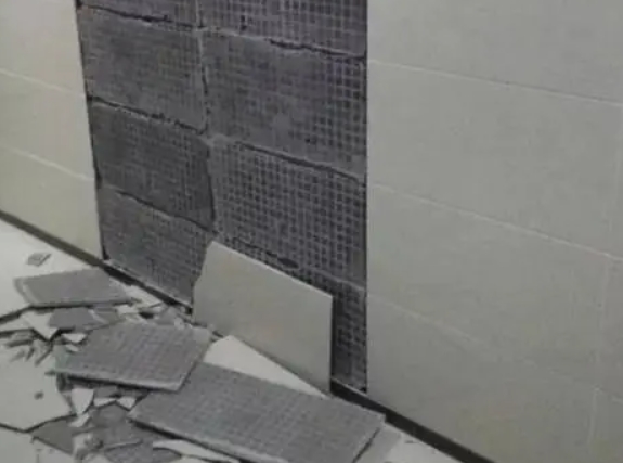 柳州市瓷砖空鼓维修公司分享下柳州市墙砖松动维修的知识